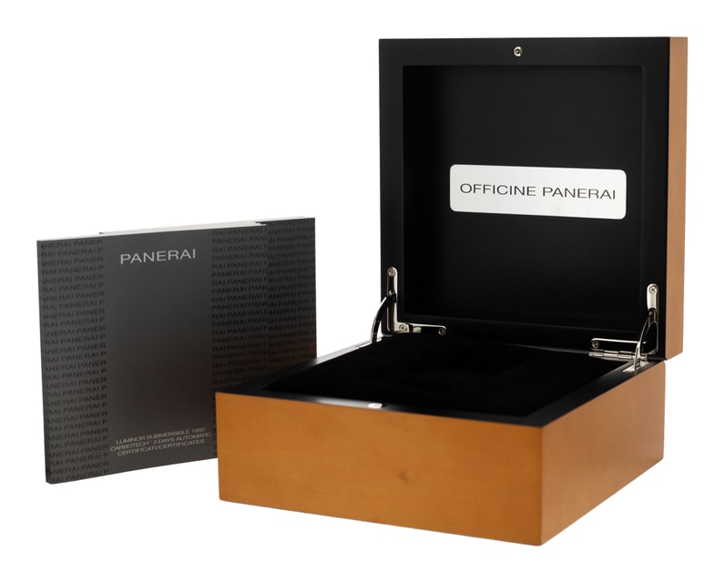 Panerai Luminor Submersible PAM00616 Image 4